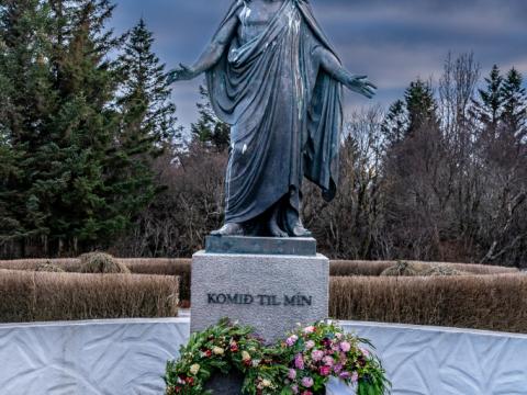 Bertel Thorvaldsen, stytta Fossvogskirkju, 2025